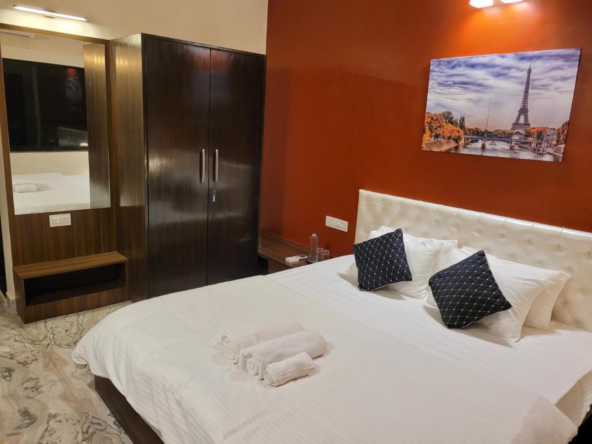 Luna Villa By Angel Stay - Three Bedroom Villa In Lonavala Buitenkant foto